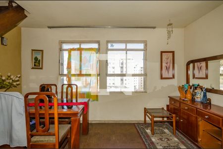 Sala de apartamento para alugar com 2 quartos, 99m² em Conjunto Califórnia, Belo Horizonte