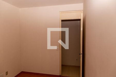 Quarto 1 de apartamento para alugar com 2 quartos, 60m² em Jardim Arco-iris, Diadema