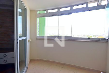 Varanda da Sala de apartamento à venda com 3 quartos, 72m² em Parque Jaçatuba, Santo André