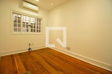 Sala 2 de casa à venda com 3 quartos, 203m² em Vila Mariana, São Paulo