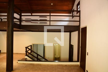 Sala de casa de condomínio para alugar com 4 quartos, 280m² em Granja Viana Ii, Cotia