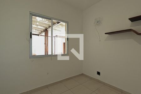 Quarto de casa para alugar com 2 quartos, 140m² em Parque Renato Maia, Guarulhos