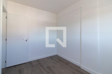 Quarto 1 de apartamento para alugar com 2 quartos, 53m² em Glória, Porto Alegre