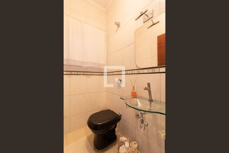 Lavabo de casa para alugar com 5 quartos, 257m² em Jardim Barbosa, Guarulhos