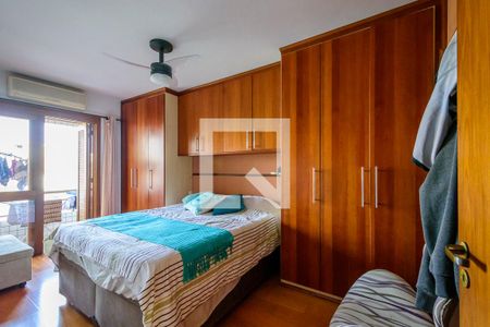 Suíte de apartamento para alugar com 2 quartos, 100m² em Menino Deus, Porto Alegre