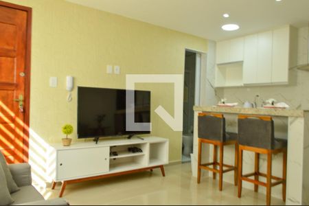 Sala de apartamento para alugar com 2 quartos, 52m² em Curicica, Rio de Janeiro