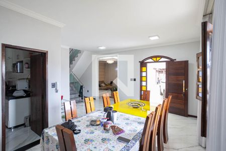 Sala 2 de casa para alugar com 4 quartos, 540m² em Céu Azul, Belo Horizonte