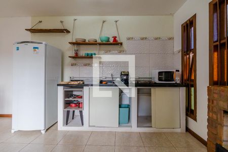 Primeira Casa - Sala/Cozinha de casa à venda com 5 quartos, 330m² em Partenon, Porto Alegre