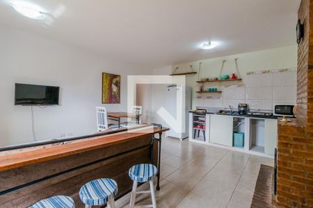 Primeira Casa - Sala/Cozinha de casa à venda com 5 quartos, 330m² em Partenon, Porto Alegre