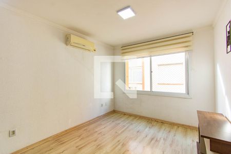 Sala  de apartamento para alugar com 2 quartos, 70m² em Centro, Canoas