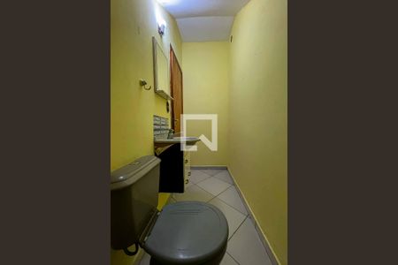 Lavabo de casa para alugar com 2 quartos, 70m² em Parque Peruche, São Paulo