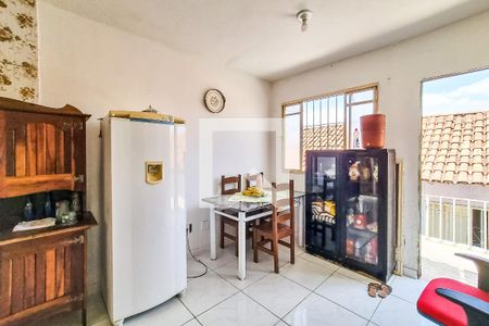 Sala/Cozinha de casa de condomínio à venda com 2 quartos, 56m² em Letícia, Belo Horizonte