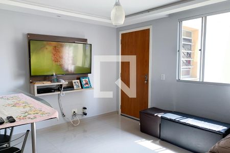 Sala de casa de condomínio à venda com 2 quartos, 47m² em Conceicao, Osasco