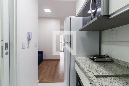 Sala/Cozinha de apartamento para alugar com 1 quarto, 28m² em Centro, Curitiba