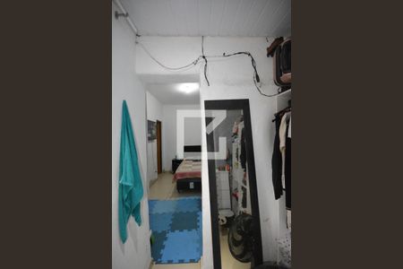 Closet de casa à venda com 3 quartos, 100m² em Vaz Lobo, Rio de Janeiro