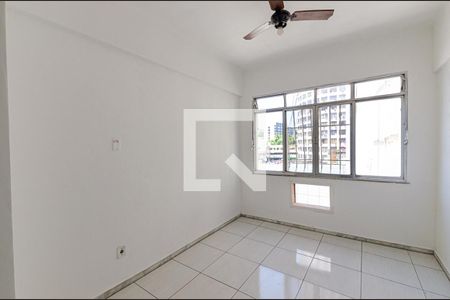 Sala/Quarto de kitnet/studio para alugar com 1 quarto, 32m² em Centro, Niterói