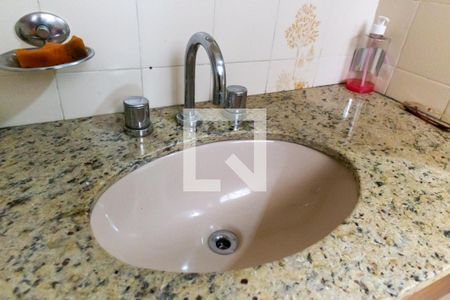 Lavabo de casa à venda com 3 quartos, 154m² em Irajá, Rio de Janeiro