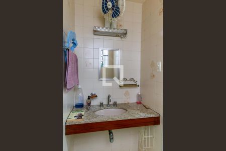 Lavabo de casa à venda com 3 quartos, 154m² em Irajá, Rio de Janeiro