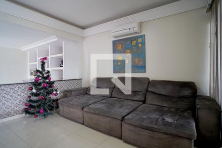 Sala de casa para alugar com 3 quartos, 160m² em Jardim Santa Rosália, Sorocaba