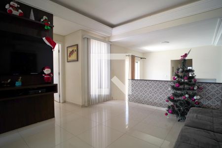 Sala de casa para alugar com 3 quartos, 160m² em Jardim Santa Rosália, Sorocaba