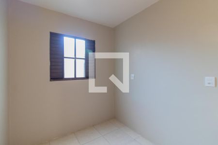 Quarto 2 de casa para alugar com 2 quartos, 70m² em Santo Antônio, Porto Alegre