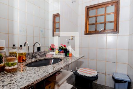 Lavabo  de casa para alugar com 5 quartos, 517m² em Jardim Santa Mena, Guarulhos