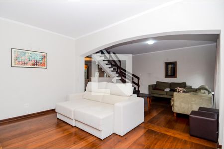 Sala de casa para alugar com 3 quartos, 280m² em Jardim Santa Mena, Guarulhos