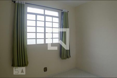 Apartamento à venda com 2 quartos, 45m² em Estoril, Belo Horizonte