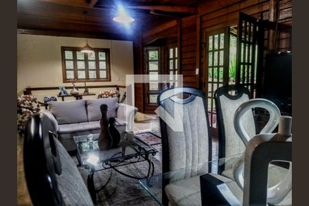 Casa à venda com 4 quartos, 280m² em Retiro do Chalé, Brumadinho