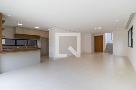 Sala de casa de condomínio à venda com 3 quartos, 200m² em Vila José Iório, Campinas