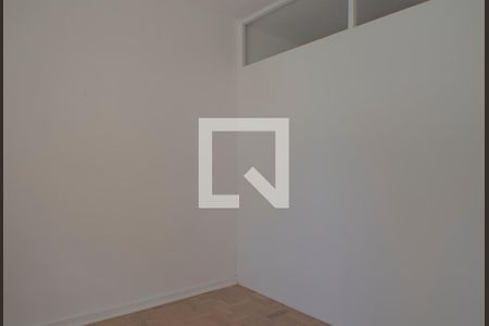 Quarto/Sala de kitnet/studio à venda com 1 quarto, 35m² em Centro, Campinas