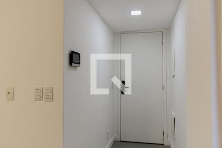 Hall de entrada de kitnet/studio para alugar com 1 quarto, 52m² em Copacabana, Rio de Janeiro