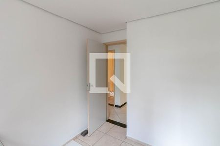 Quarto 1 de apartamento para alugar com 3 quartos, 70m² em Buritis, Belo Horizonte