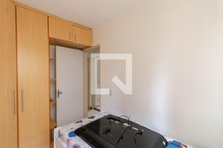 Quarto 2 de apartamento para alugar com 3 quartos, 70m² em Buritis, Belo Horizonte