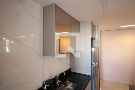 Cozinha de apartamento à venda com 2 quartos, 65m² em Manacás, Belo Horizonte