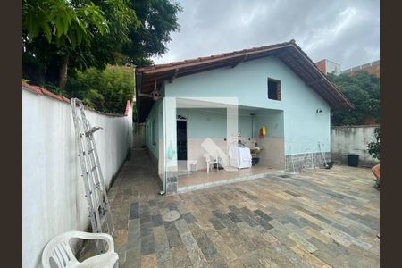 Casa à venda com 4 quartos, 220m² em Alto dos Pinheiros, Belo Horizonte