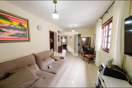 Sala 2 de casa à venda com 5 quartos, 300m² em Caiçara-adelaide, Belo Horizonte