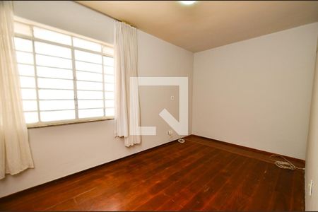 Quarto2 de apartamento para alugar com 3 quartos, 110m² em Santa Efigênia, Belo Horizonte