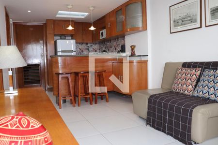 Sala de apartamento para alugar com 1 quarto, 55m² em Barra, Salvador