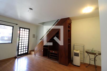 Sala de casa de condomínio à venda com 2 quartos, 70m² em Freguesia (jacarepaguá), Rio de Janeiro