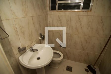 Banheiro de apartamento à venda com 1 quarto, 34m² em Centro, Niterói