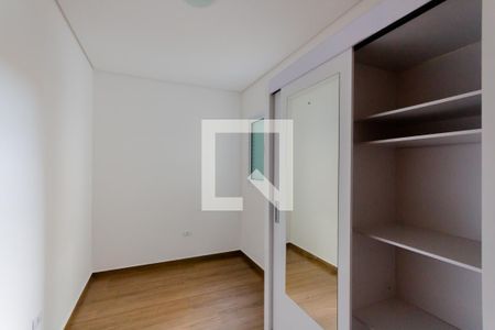 Quarto de apartamento para alugar com 2 quartos, 56m² em Parque Novo Oratório, Santo André