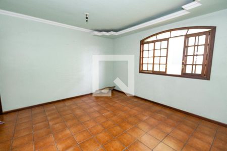 Sala de casa de condomínio à venda com 3 quartos, 78m² em Santa Mônica, Belo Horizonte