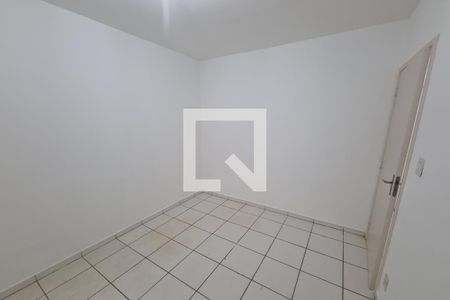 Dormitório 01 de apartamento para alugar com 2 quartos, 43m² em Jardim Aeroporto, Ribeirão Preto