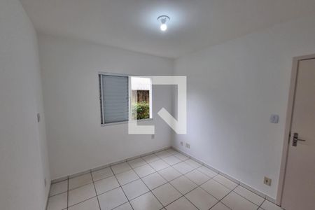 Dormitório 02 de apartamento para alugar com 2 quartos, 43m² em Jardim Aeroporto, Ribeirão Preto