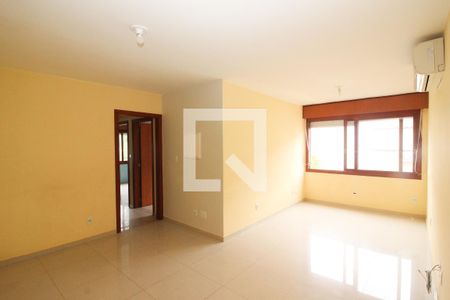 Sala de apartamento para alugar com 3 quartos, 99m² em Jardim Itu Sabará, Porto Alegre