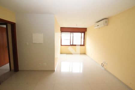 Sala de apartamento para alugar com 3 quartos, 99m² em Jardim Itu Sabará, Porto Alegre