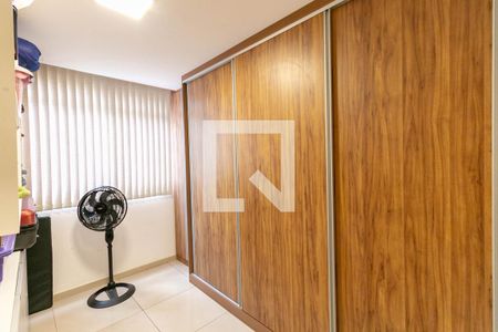 Quarto 1 de apartamento para alugar com 3 quartos, 131m² em Alto Caiçaras, Belo Horizonte