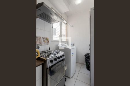 Cozinha e Área de Serviço de apartamento para alugar com 2 quartos, 40m² em Sarandi, Porto Alegre