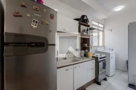 Cozinha e Área de Serviço de apartamento para alugar com 2 quartos, 40m² em Sarandi, Porto Alegre